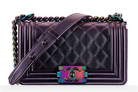 chanel small iridescent boy bag|Chanel le boy small dimension.